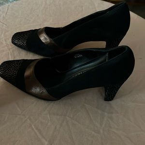 Ladies Shoes